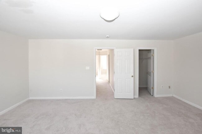 Building Photo - 2457 Rolling Plains Dr