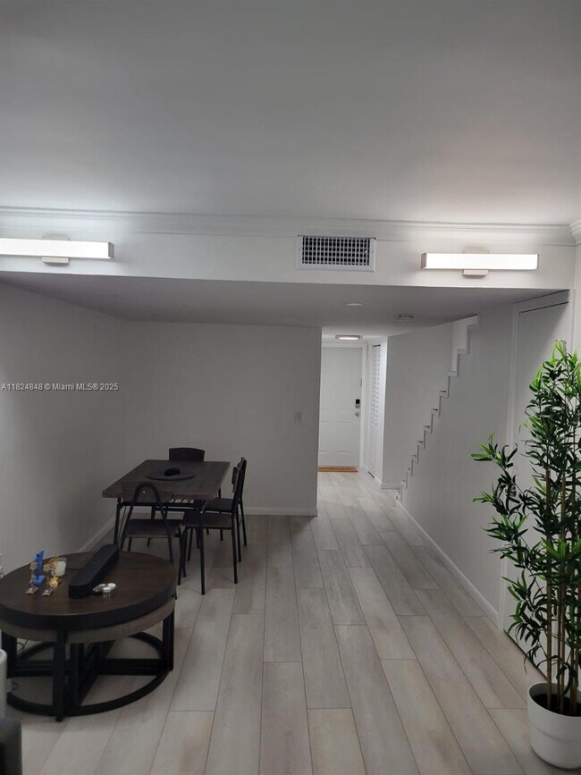 Building Photo - 4600 SW 67th Ave