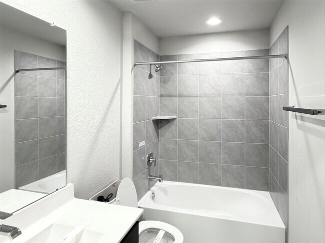 Building Photo - 29735 Cayenne Cir