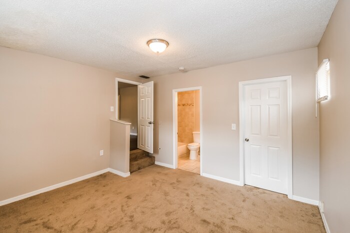 Building Photo - 6157 Cedar Hills Blvd