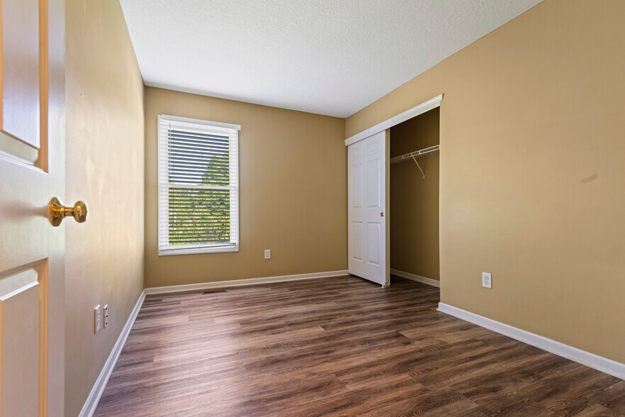 Building Photo - 429 Albion St