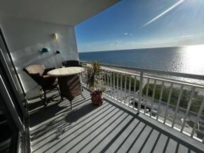 Building Photo - 1390 S Ocean Blvd
