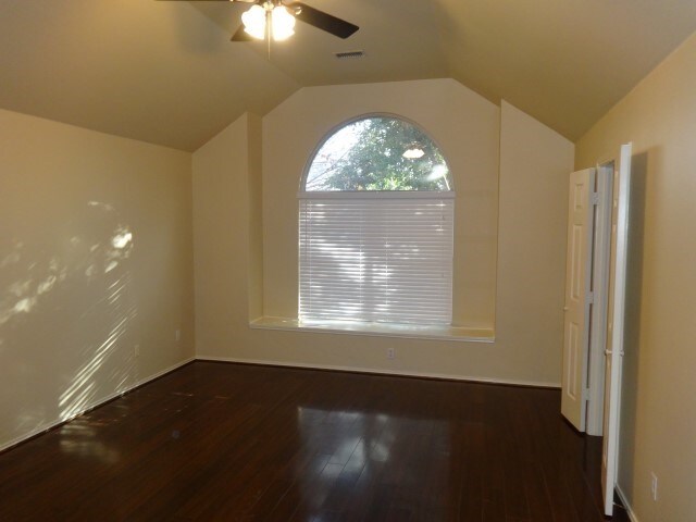 Building Photo - 5433 Crystal Ct