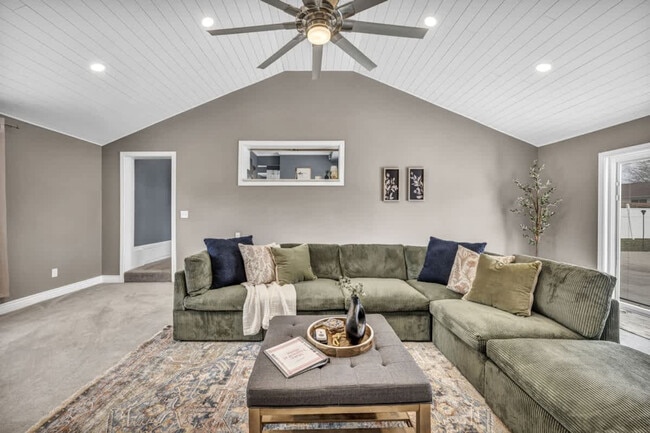 Building Photo - 1036 Union Ave