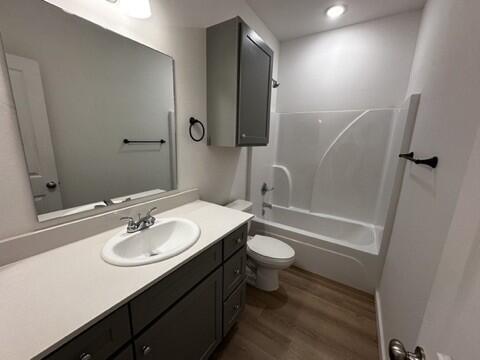 Building Photo - 5511 Itasca St