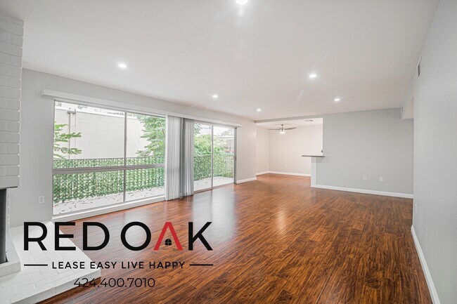 Building Photo - 15101 Magnolia Blvd