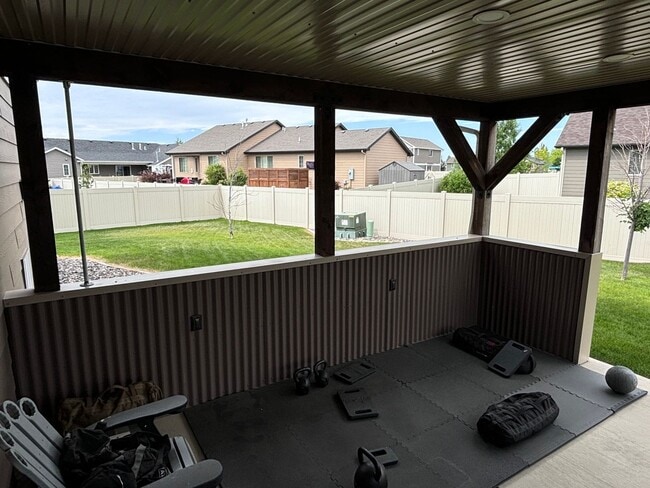 Building Photo - Beautiful West End Home