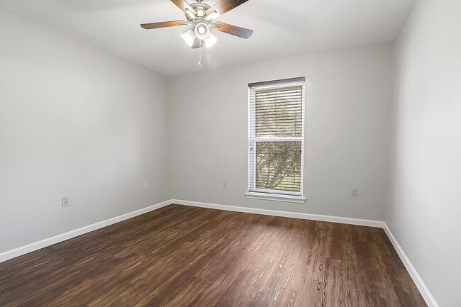 Building Photo - 1854 Peck Dr