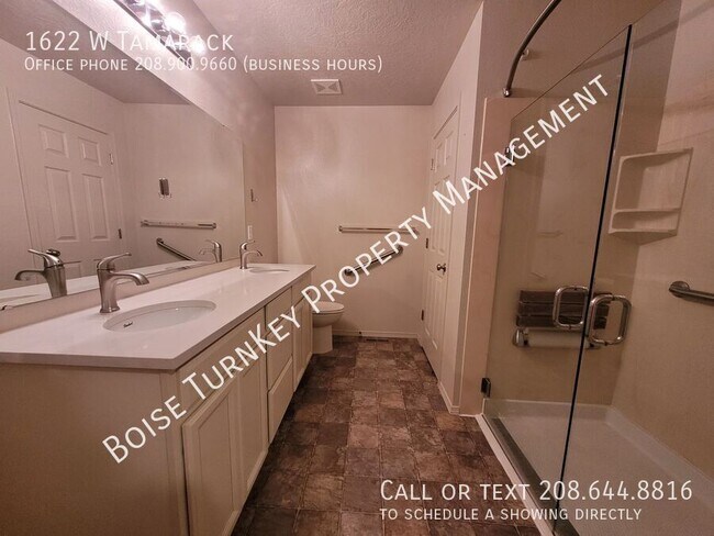 Building Photo - 1622 W Tamarack Dr