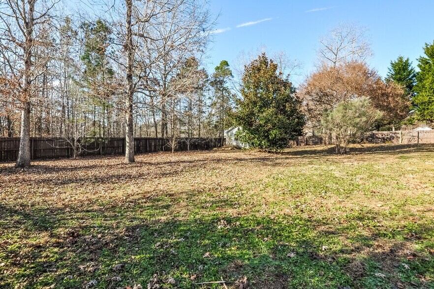 Building Photo - 77 Smiths Creek Dr