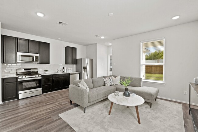 Building Photo - 1410 Acorn Mdw St