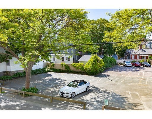 Building Photo - 147 Front St