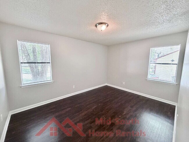 Building Photo - 3754 Rainford Dr