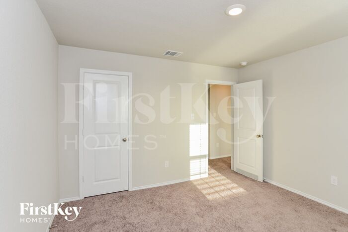 Building Photo - 6457 Cotton Ridge