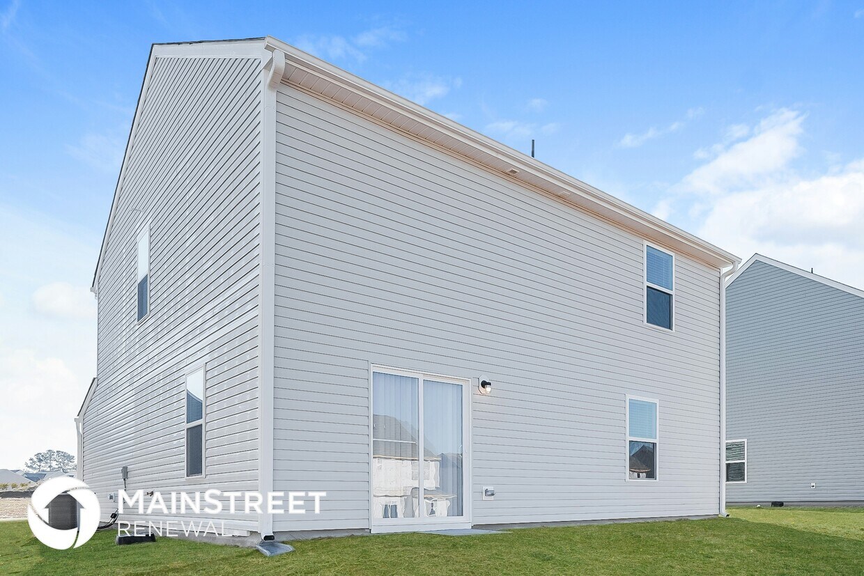 Building Photo - 561 Flannel Way