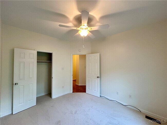 Building Photo - 1520 Crawford Wood Dr