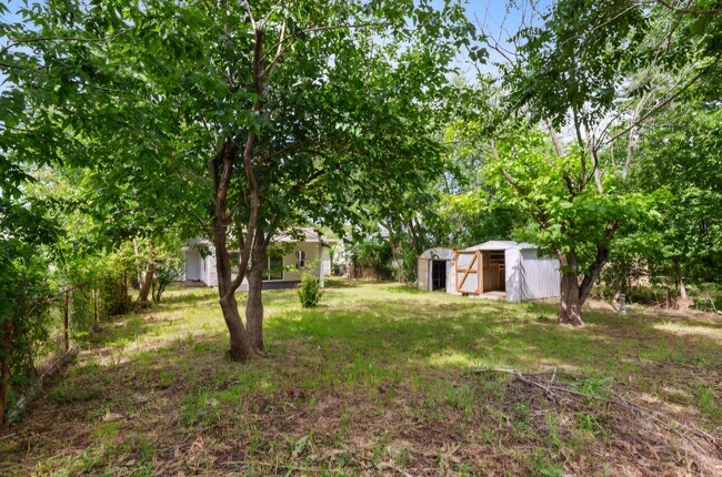 Building Photo - Newly Remodeled Home near the Village