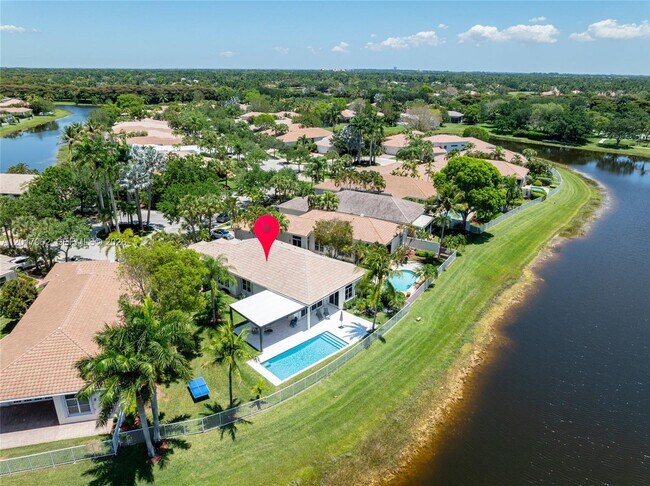 Building Photo - 2576 Bay Pointe Dr