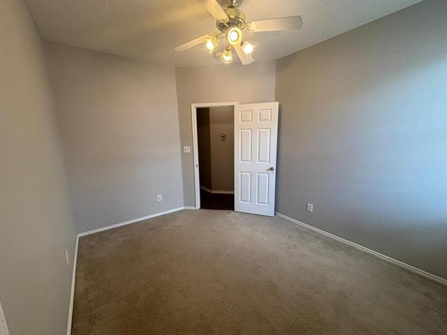 Building Photo - 2208 Wildwood Ln