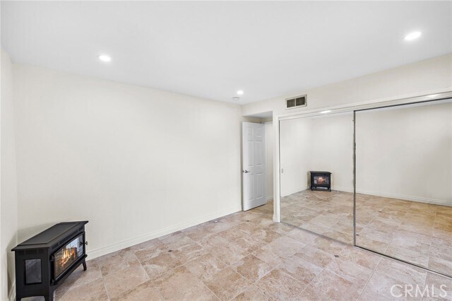 Building Photo - 609 Sleepy Hollow Ln