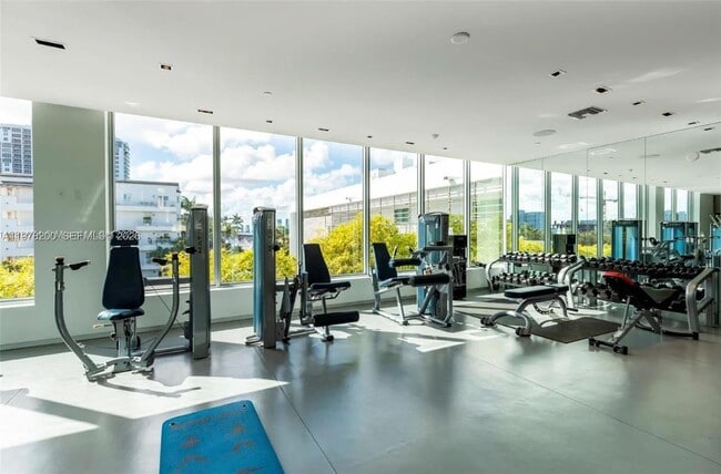 Building Photo - 1201 20th St