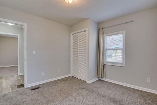 Building Photo - Charming 2 Bedroom/1 Bathroom Cottage in Central Augusta