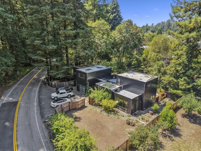 Building Photo - 850 Branciforte Dr