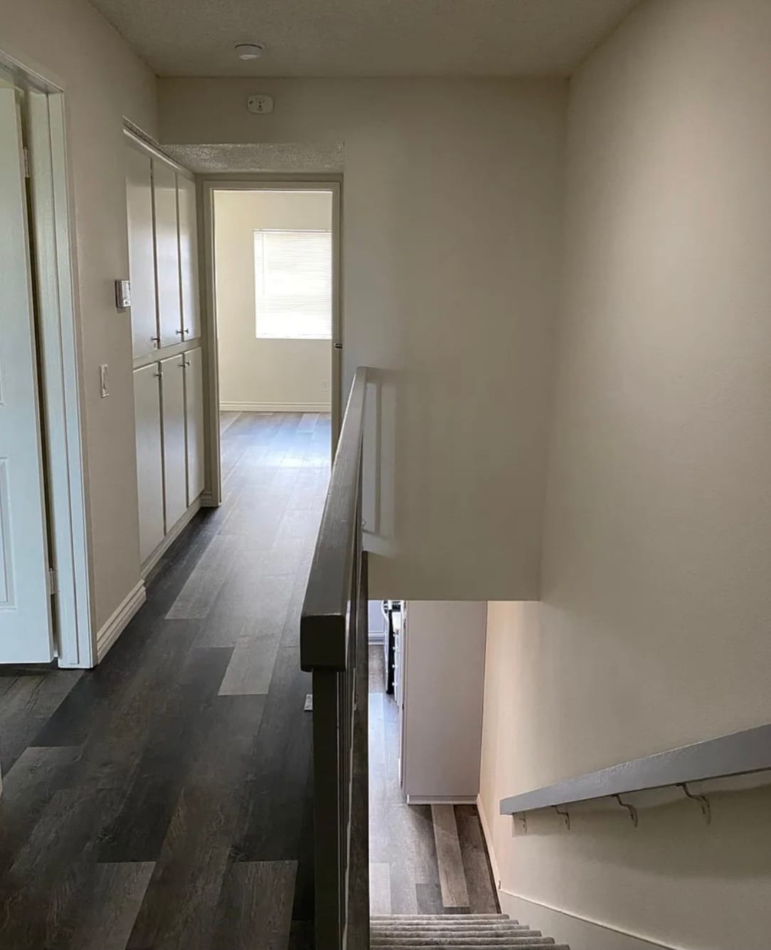 Building Photo - 1055 Walnut Grove Ave