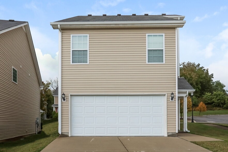 Building Photo - 1428 Sprucedale Dr