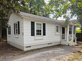Building Photo - 5534 Flanders Ave