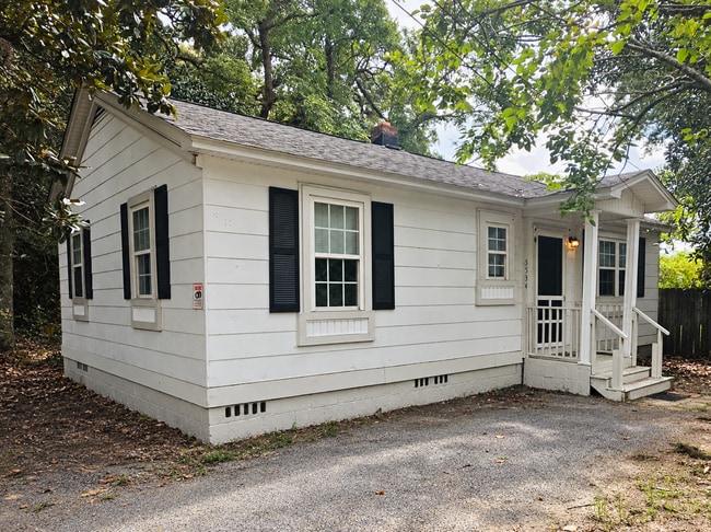 Building Photo - 5534 Flanders Ave
