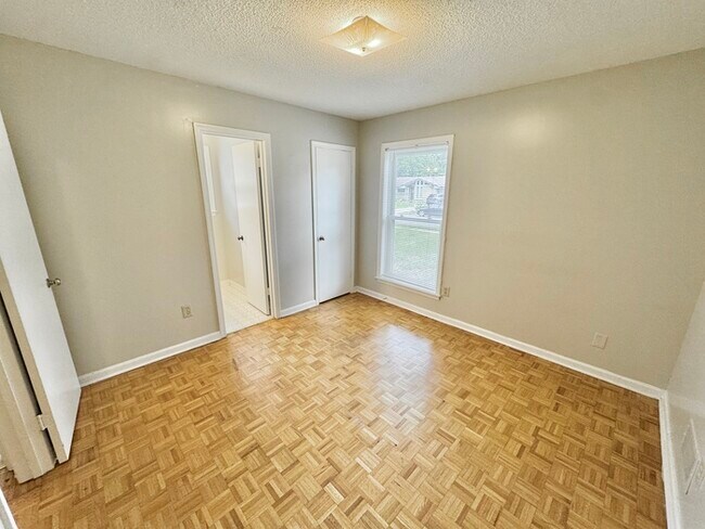 Building Photo - 5022 Harrington Ave