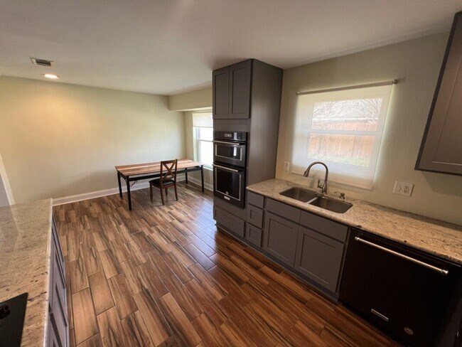 Building Photo - Spacious 5BR Home in Avalon – Dual Master Suites + Modern Updates!