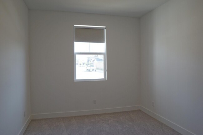 Building Photo - 84201 Novello Dr