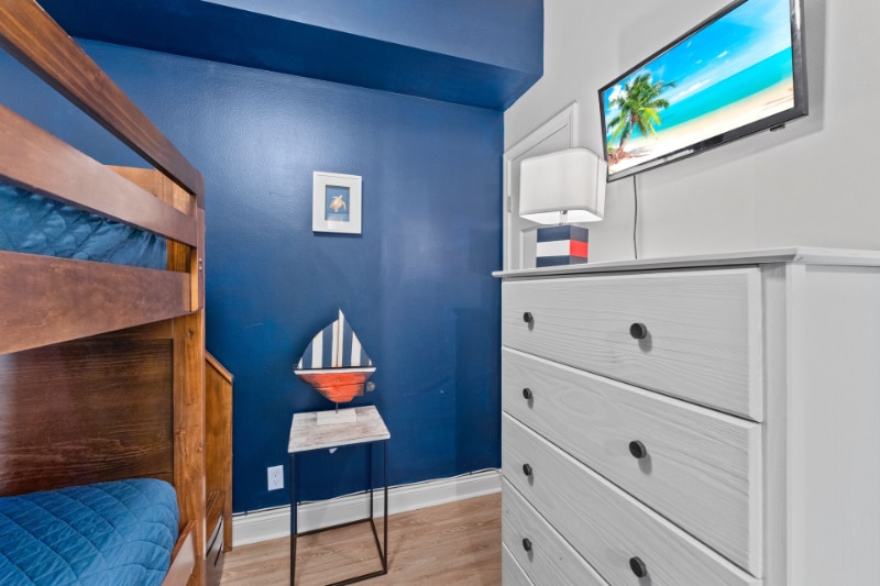 Building Photo - 15817 Front Beach Rd