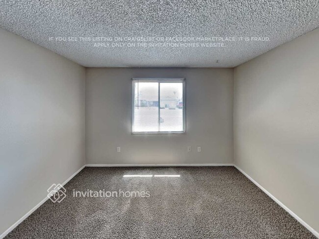 Building Photo - 6038 W Vernon Ave