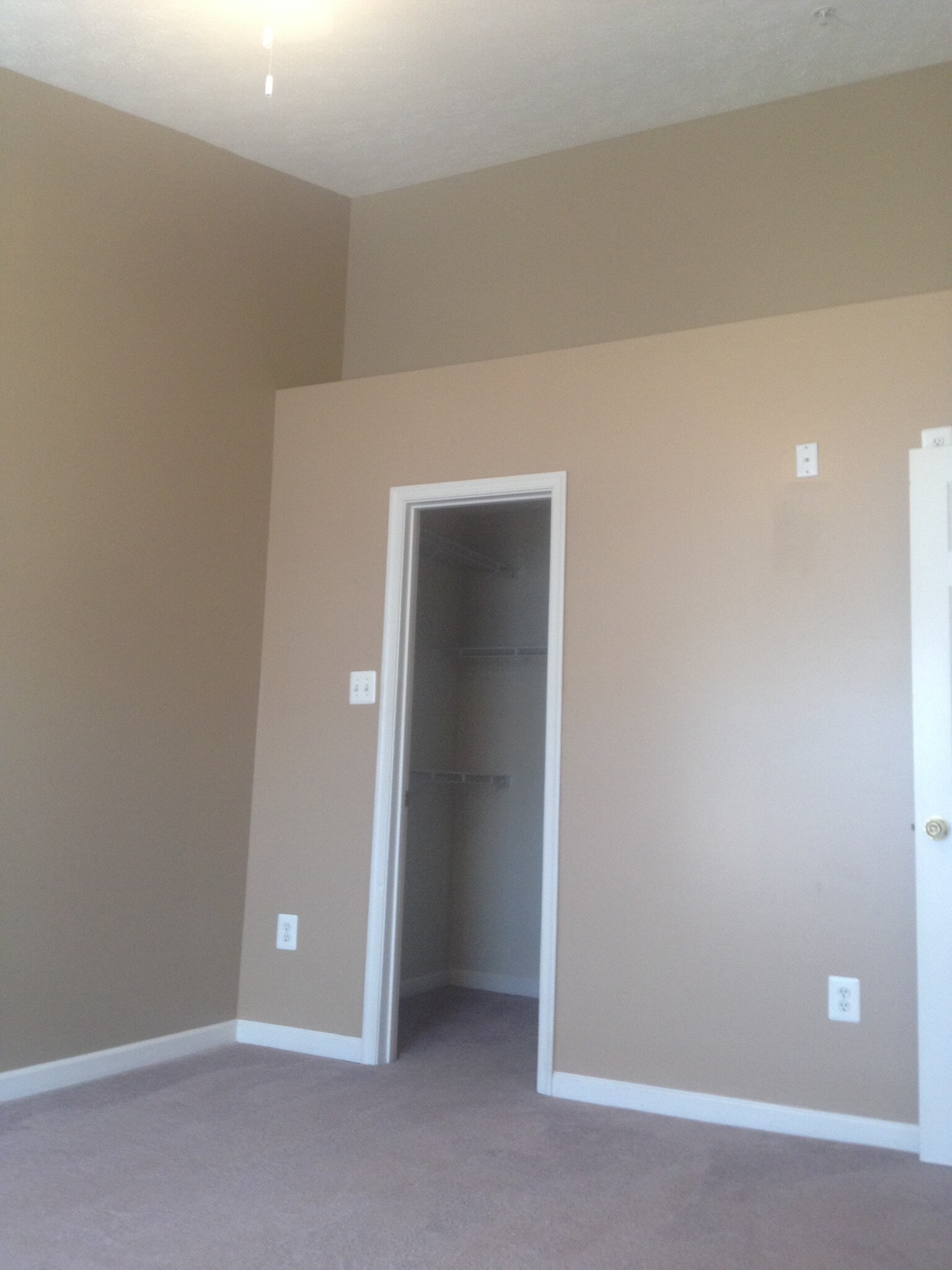 Building Photo - 328 Kestrel Dr