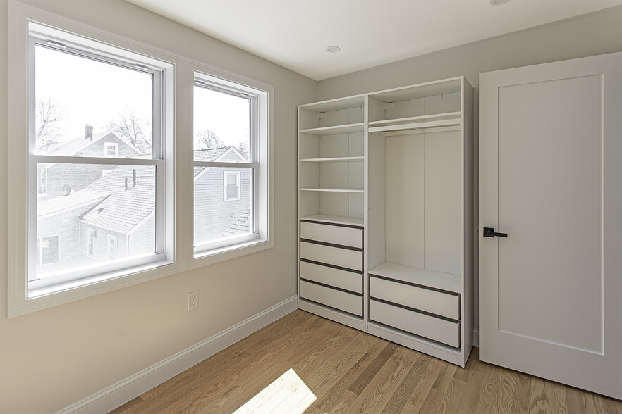 Second floor bedroom - 59 Auriga St