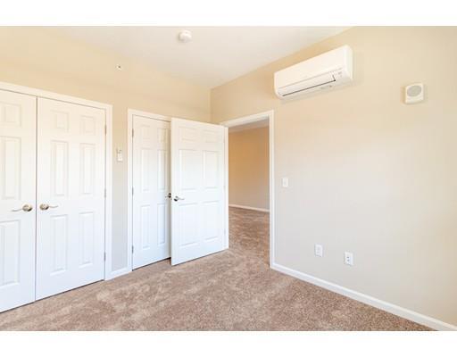 Building Photo - 241 Littleton Rd