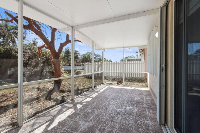 Building Photo - 4812 NW 19th St