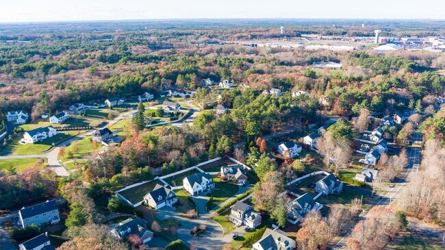 Building Photo - 5 Neff Dr