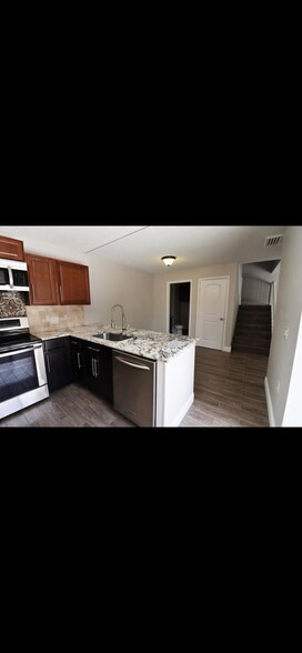 Building Photo - 5311 53rd Way