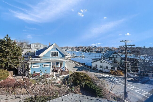 Building Photo - WINTER RENTAL: Painters Perch on Rocky Neck