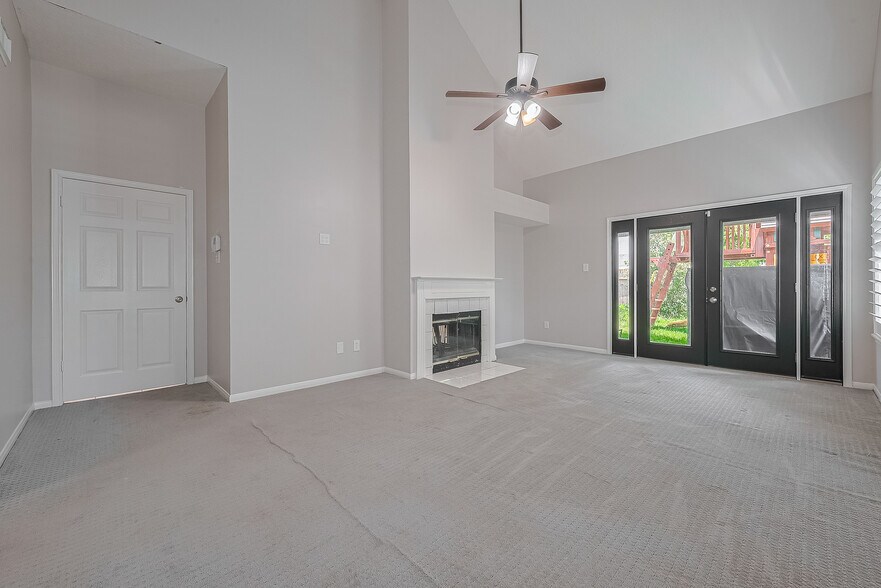 Building Photo - 6503 Taimer Ct