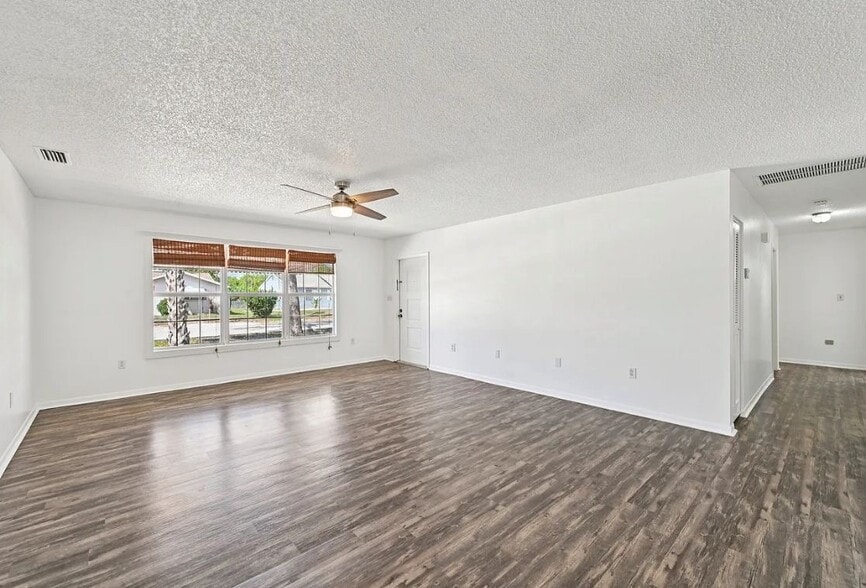 Building Photo - 1550 Dorchester St