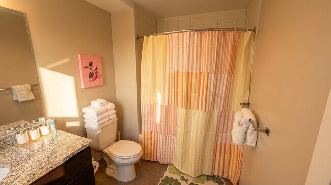 Building Photo - 2000 U.S. 29-SI ID1511358P