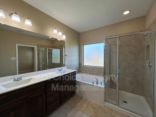 Building Photo - 1705 Placitas Trail
