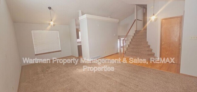 Building Photo - 4130 Madrone Way