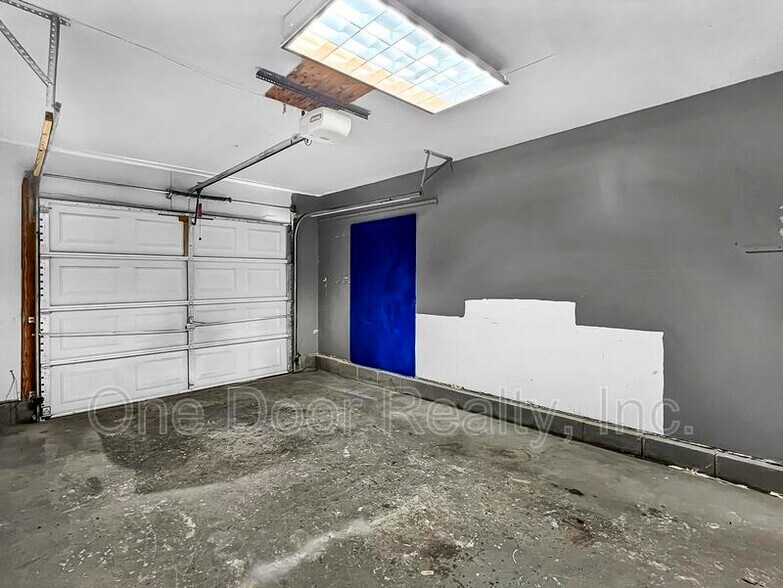 Building Photo - 109 Chardonnay Rd