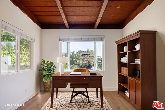 Building Photo - 727 N La Fayette Park Pl